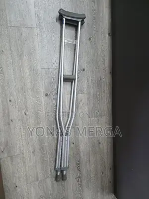 Axillary Crutches背羨cranch煚号safe, Accurate, and Quick Adjustments