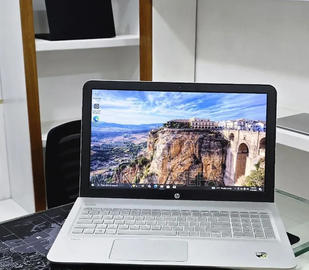 New Laptop HP Envy 15 12GB Intel Core i5 HDD+SSD 1T