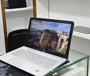 New Laptop HP Envy 15 12GB Intel Core i5 HDD+SSD 1T