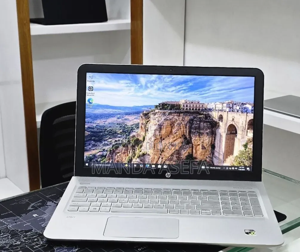 New Laptop HP Envy 15 12GB Intel Core i5 HDD+SSD 1T