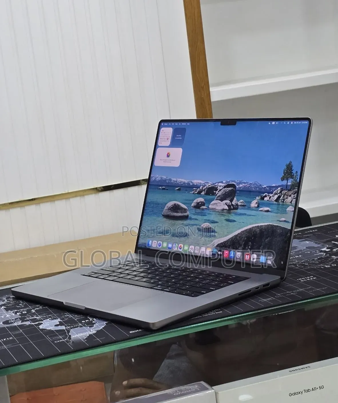 New Laptop Apple MacBook Pro 2021 M1 32GB Apple M1 Pro SSD 512GB