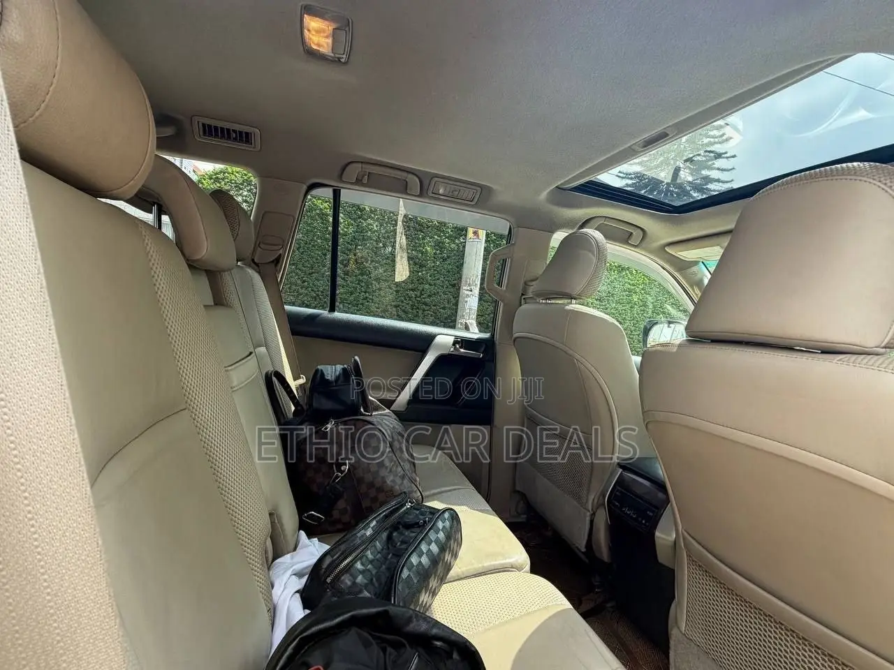 Toyota Land Cruiser Prado 2011 White