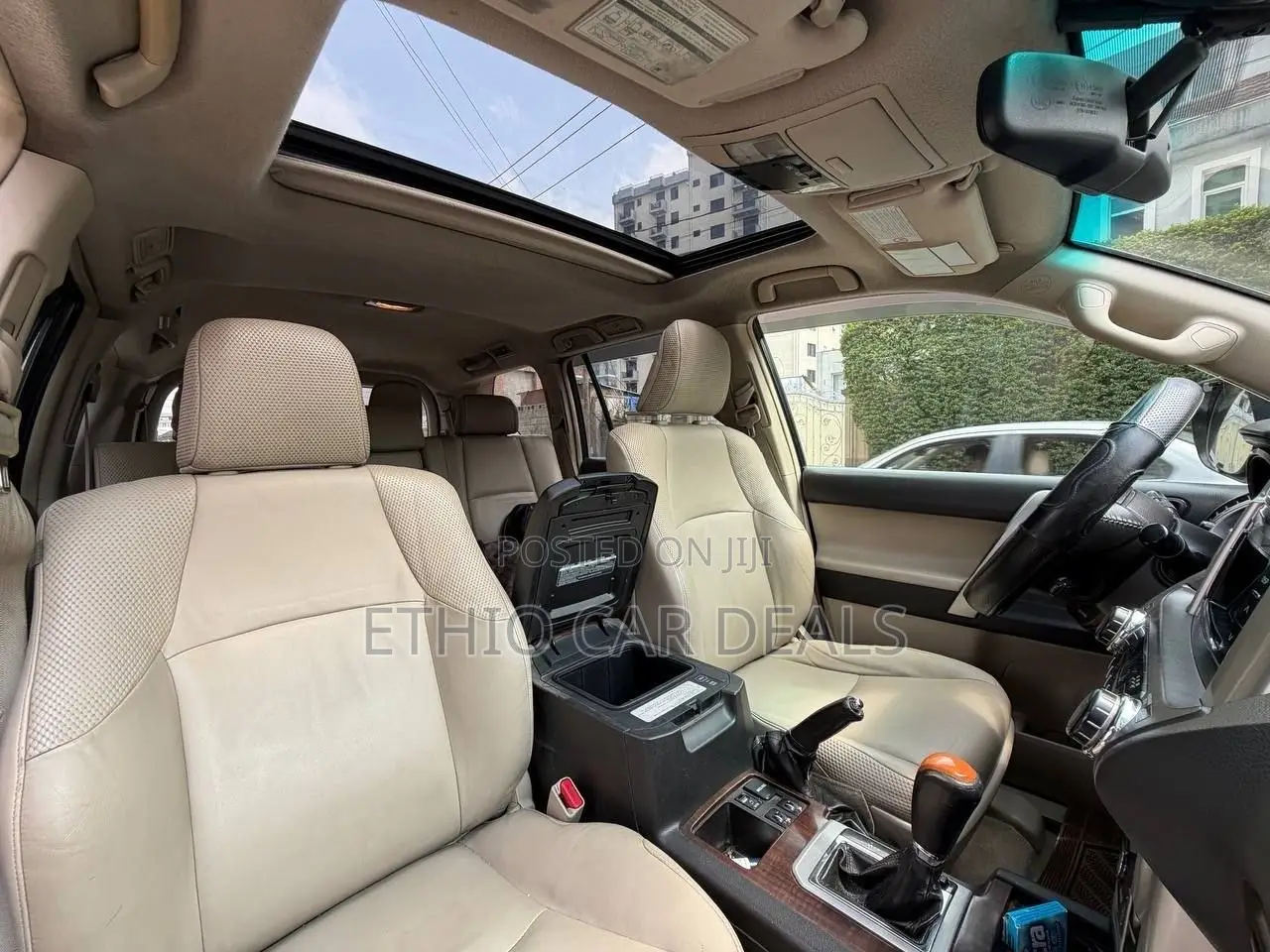 Toyota Land Cruiser Prado 2011 White
