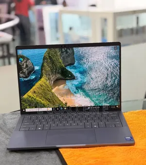 New Laptop Dell 16GB Intel Core Ultra 5 SSD 512GB