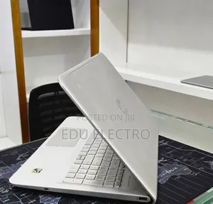 New Laptop HP Envy 6 12GB Intel Core i5 HDD 128GB