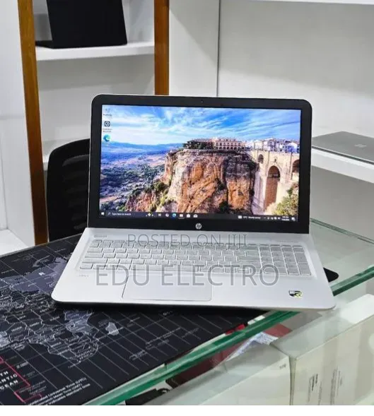New Laptop HP Envy 6 12GB Intel Core i5 HDD 128GB