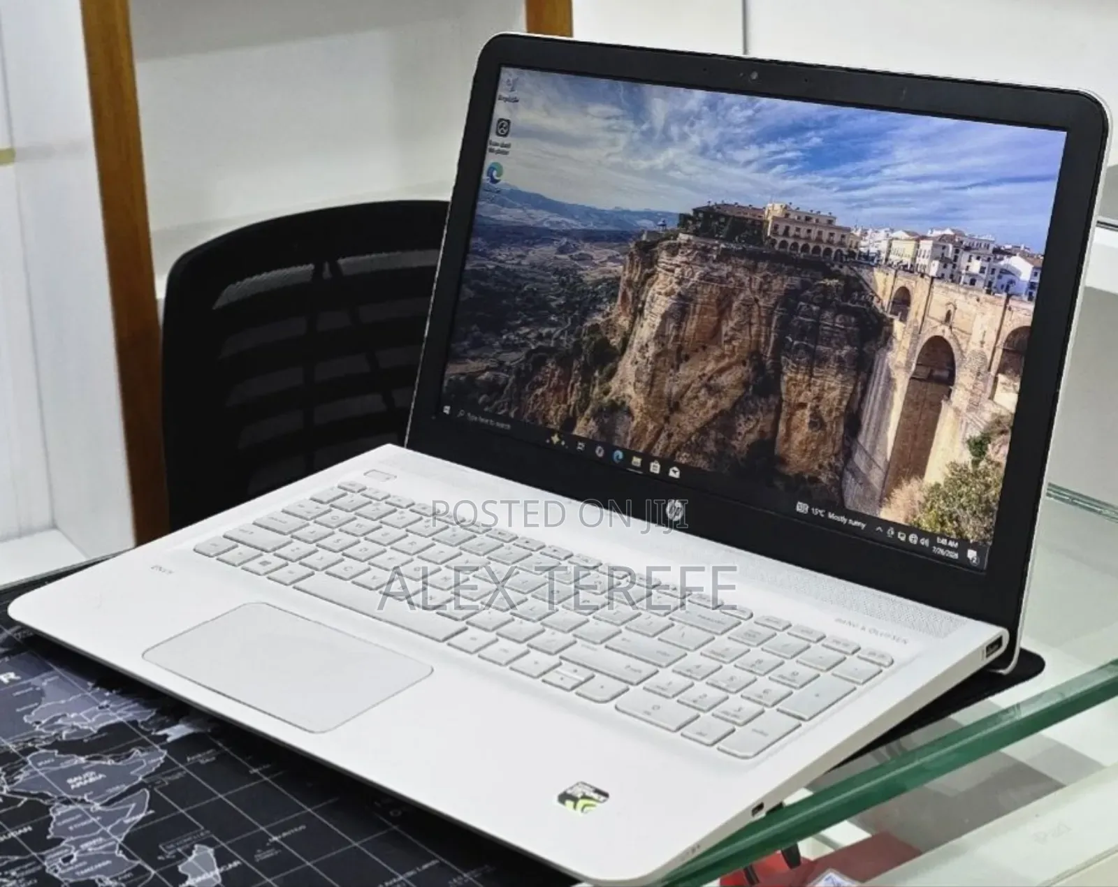 New Laptop HP Envy 15 8GB Intel Core i5 HDD+SSD 128GB