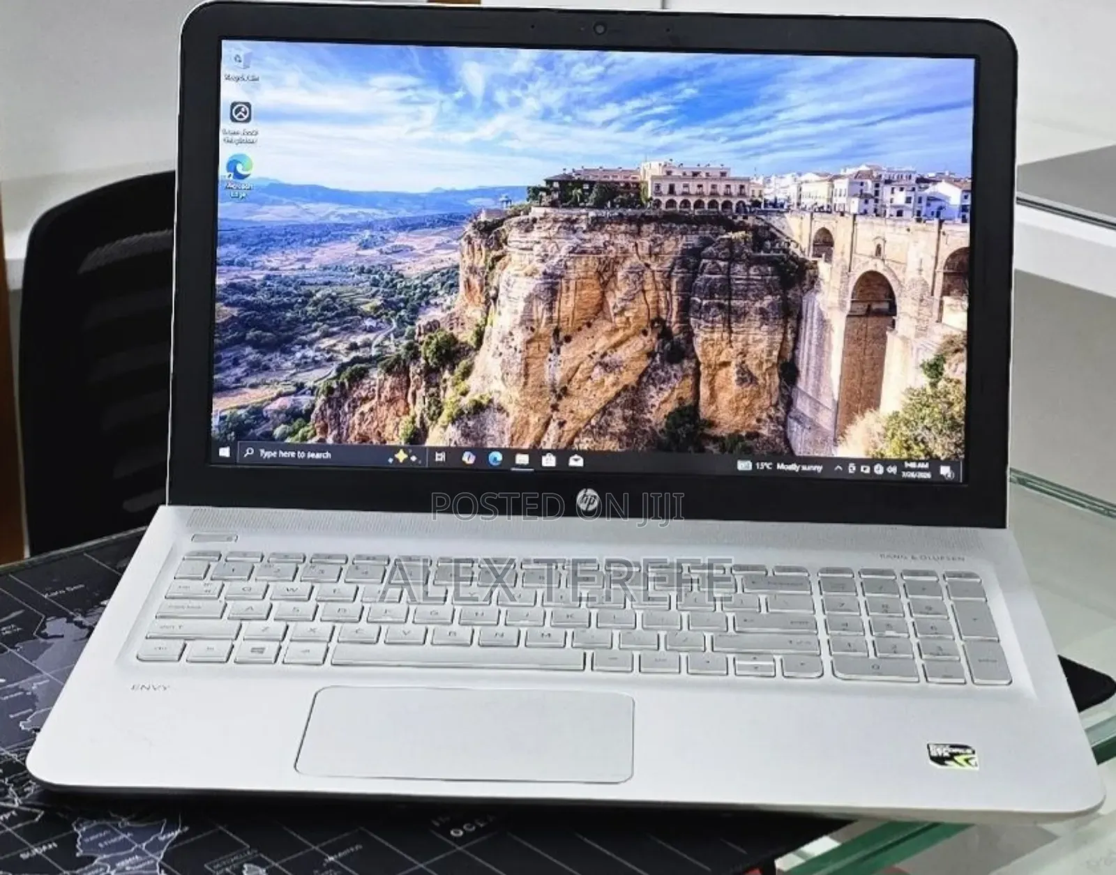 New Laptop HP Envy 15 8GB Intel Core i5 HDD+SSD 128GB
