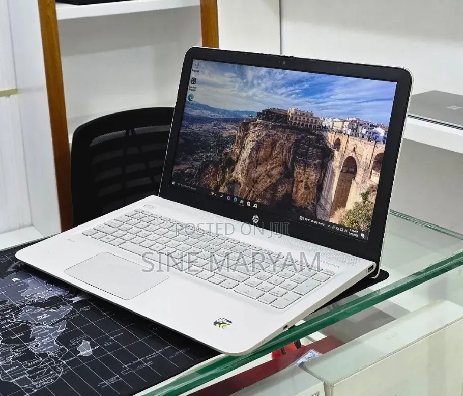 New Laptop HP 14z 12GB Intel Core i5 HDD+SSD 1T