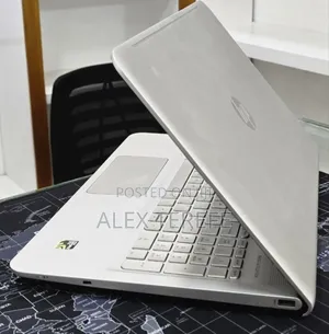 New Laptop HP Envy 15 8GB Intel Core i5 HDD+SSD 128GB
