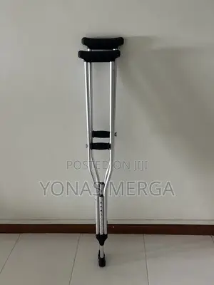 Made of Lightweight Crutches冲瑤contoured Rubber Top Pads and Hand Grips