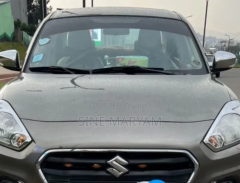 Suzuki Dzire 2021 Silver