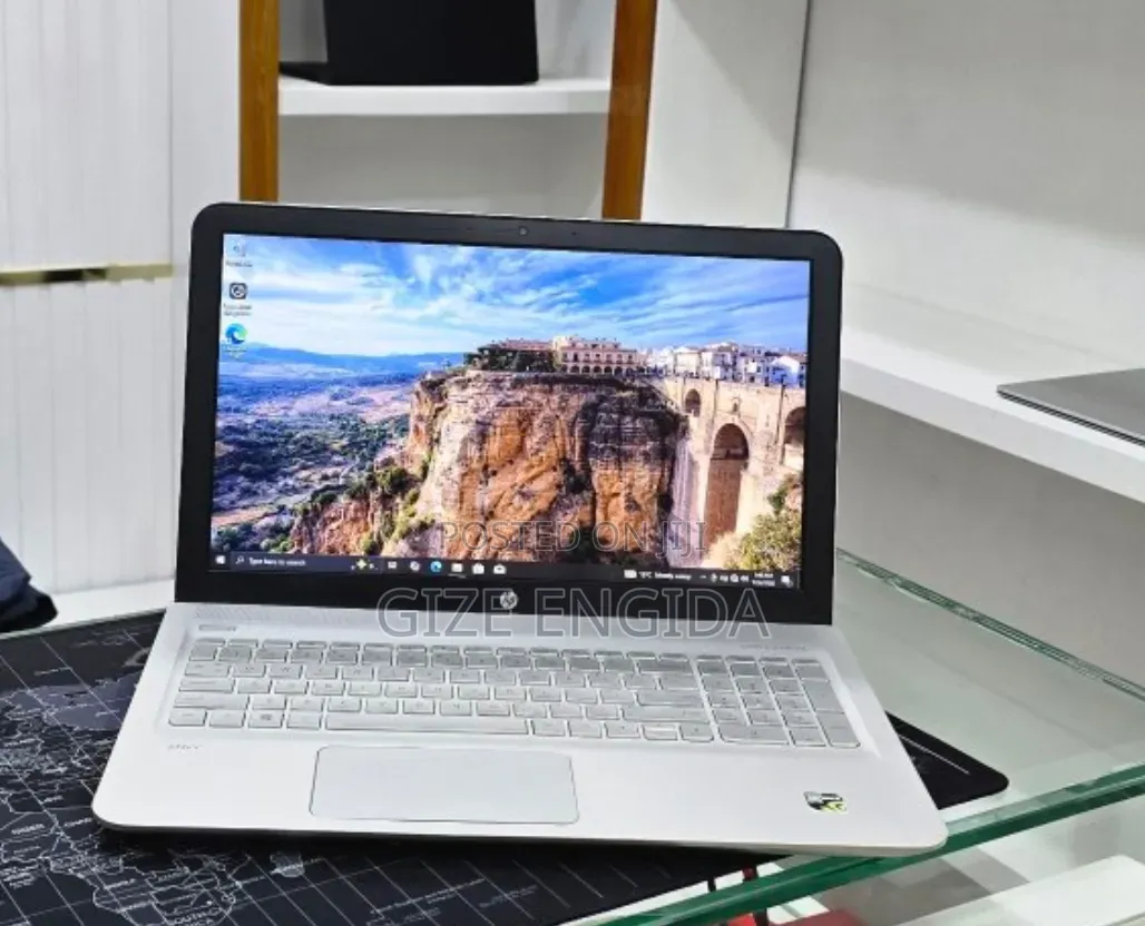 New HP Envy 16 Gaming 16-h1023dx 12GB Intel Core i5 HDD+SSD 128GB