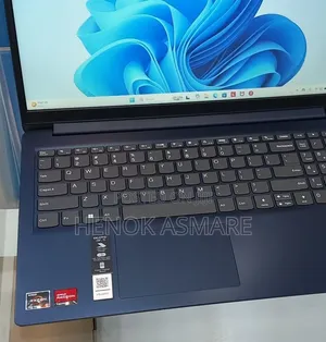 New Laptop Lenovo Ideapad 3 8GB Intel Core i7 SSD 256GB