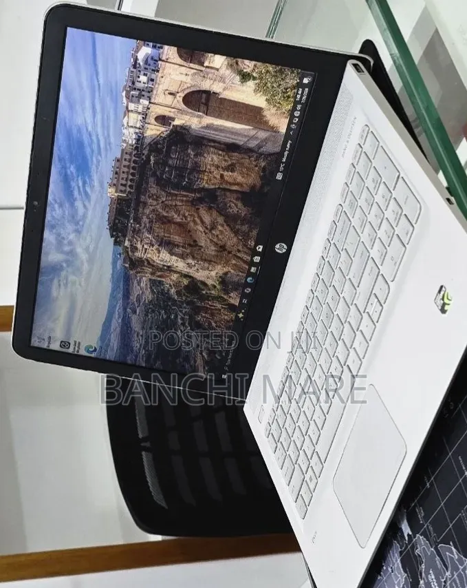 New Laptop HP Envy 15 12GB Intel Core i5 SSD 128GB