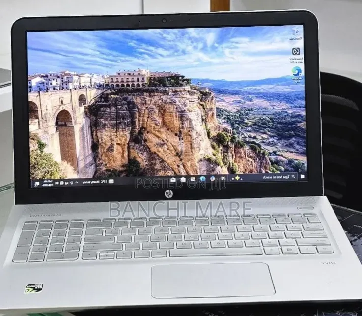 New Laptop HP Envy 15 12GB Intel Core i5 SSD 128GB