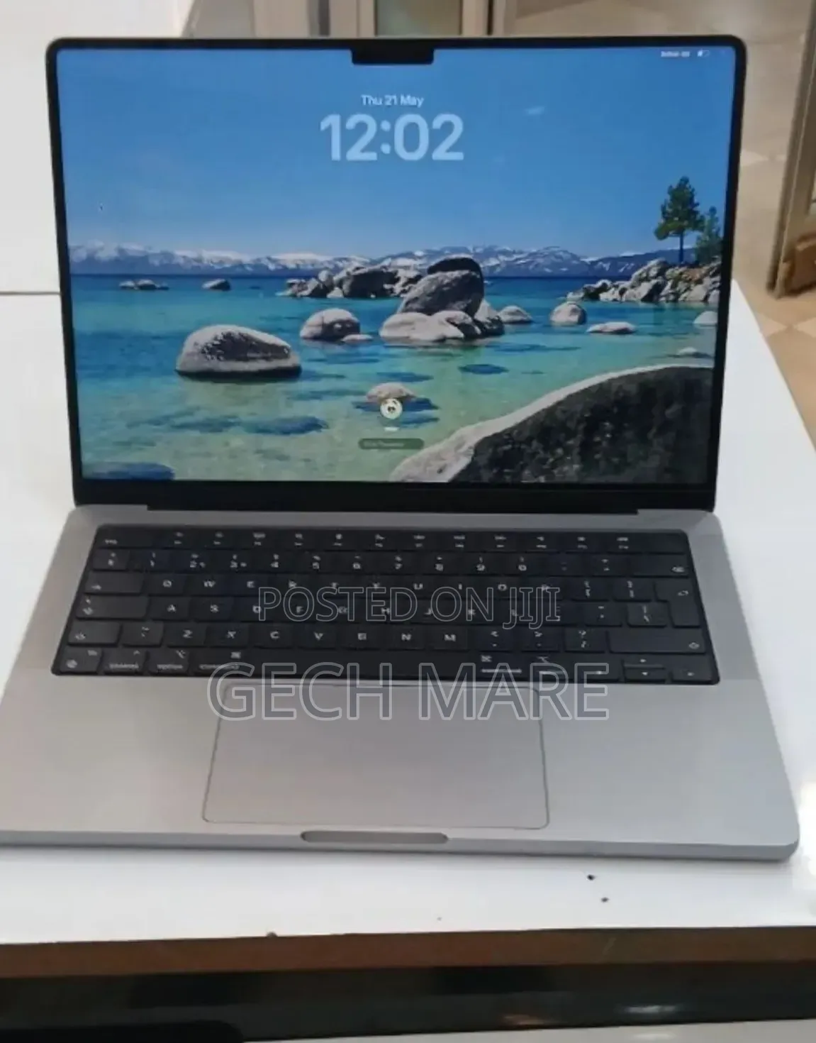 New Laptop Apple MacBook Pro 2021 M1 16GB Apple M1 Pro SSD 512GB