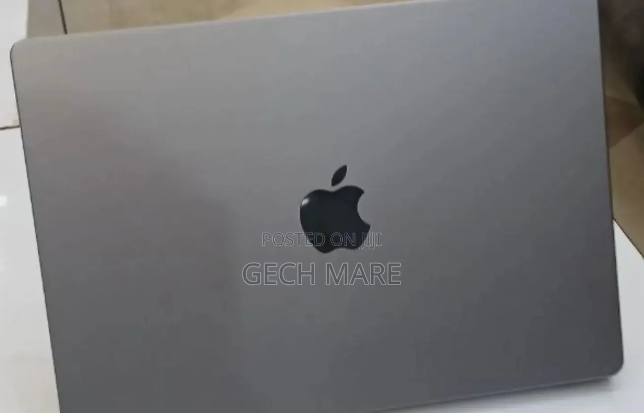 New Laptop Apple MacBook Pro 2021 M1 16GB Apple M1 Pro SSD 512GB