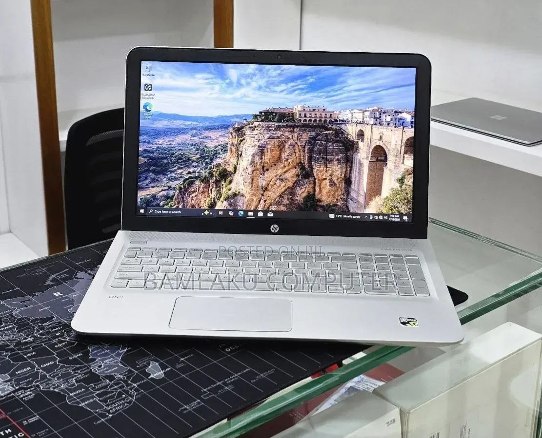 New Laptop HP Envy 15 12GB Intel Core i5 HDD+SSD 1.5T