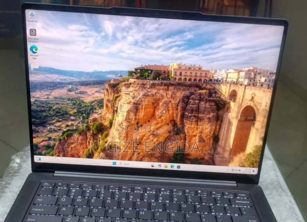 New Laptop Lenovo ThinkPad Yoga 16GB AMD Ryzen 7 SSD 512GB