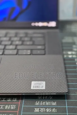 New Laptop Dell XPS 15 16GB Intel Core i7 SSD 512GB