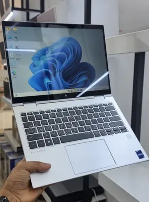 New Laptop HP EliteBook 830 16GB Intel Core i7 SSD 512GB