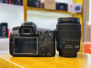 Canon EOS 90D With 18-135mm USM Lens