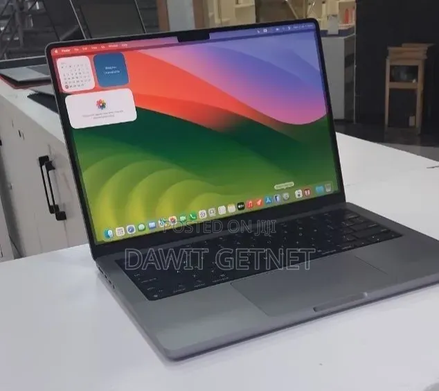 New Laptop Apple MacBook Pro 2021 M1 Max 32GB Apple M1 SSD 512GB