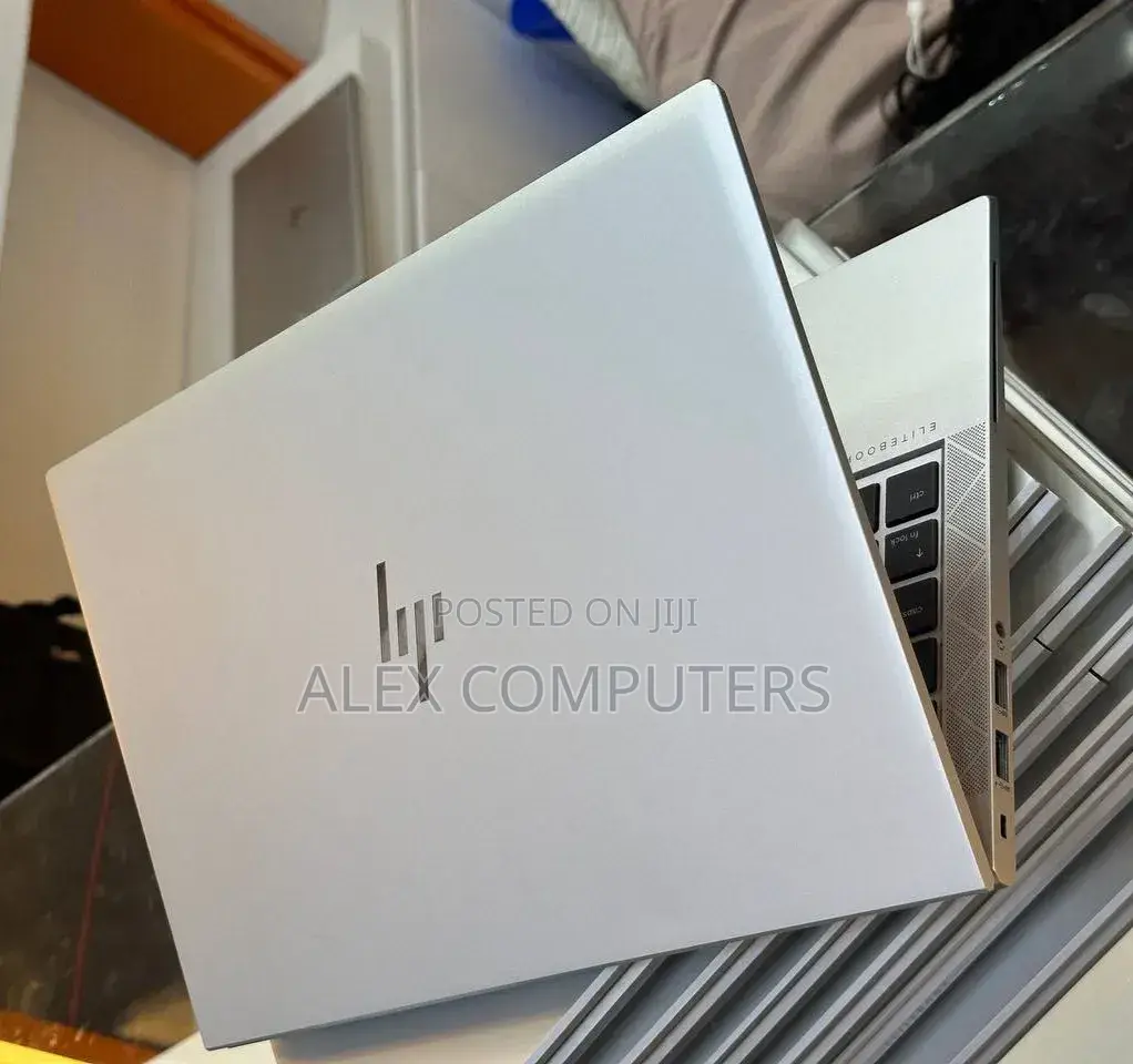 New Laptop HP EliteBook 840 G8 16GB Intel Core i7 SSD 512GB