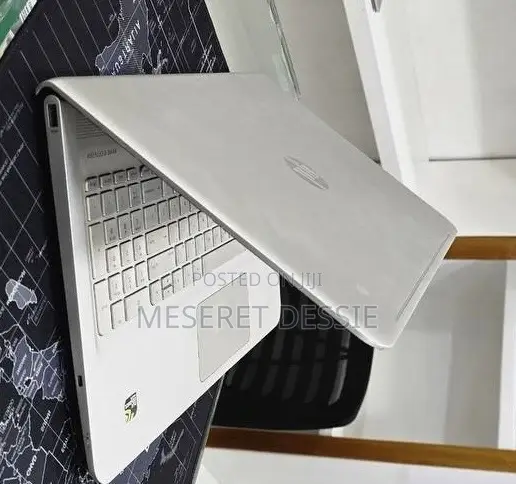 New Laptop HP Envy x360 12GB Intel Core i5 SSD 128GB