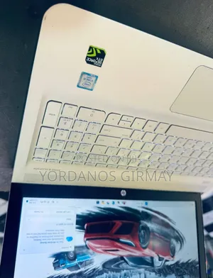 New Laptop HP Envy 15 16GB Intel Core i5 SSHD (Hybrid) 1T