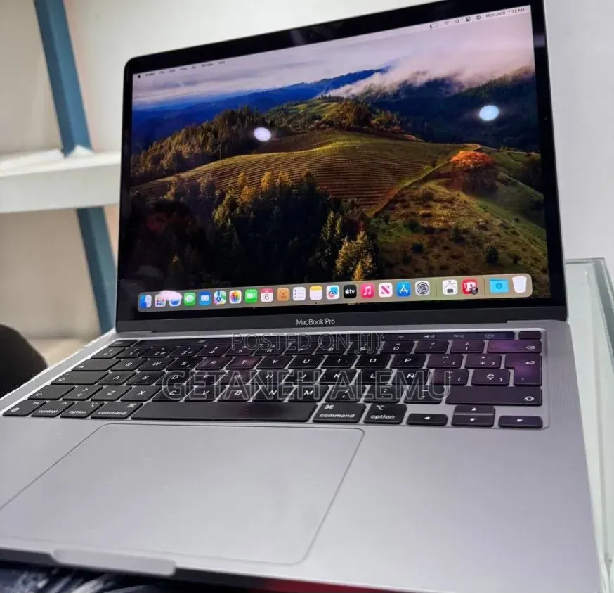 New Laptop Apple MacBook Pro 2021 M1 16GB Intel Core Ultra 7 SSD 512GB