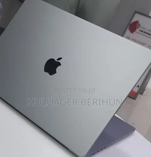 New Laptop Apple MacBook Pro 2021 M1 32GB Apple M1 Pro SSD 1T