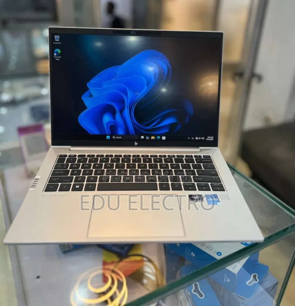 New Laptop HP EliteBook 840 G9 16GB Intel Core i5 SSD 512GB