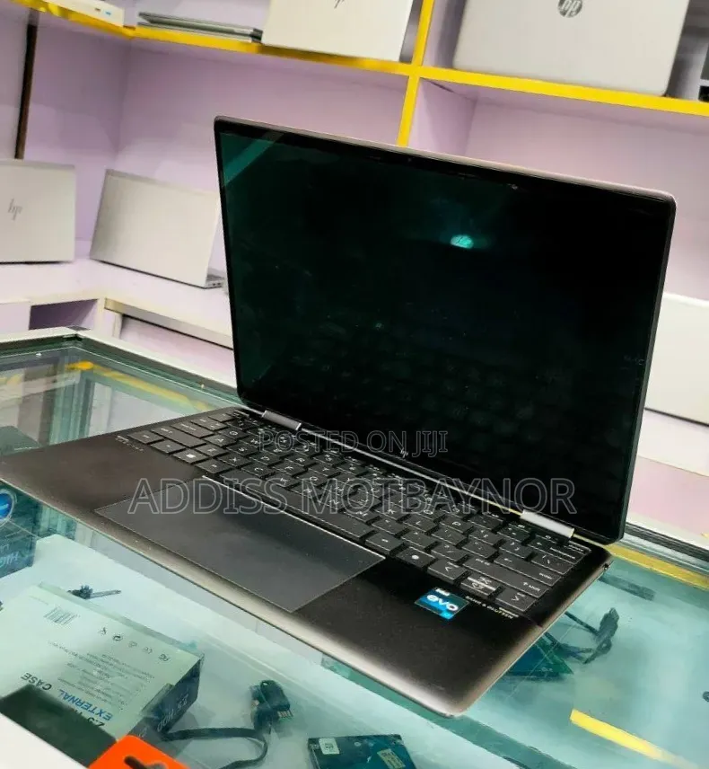 New Laptop HP Spectre 12 16GB Intel Core i7 SSD 1T