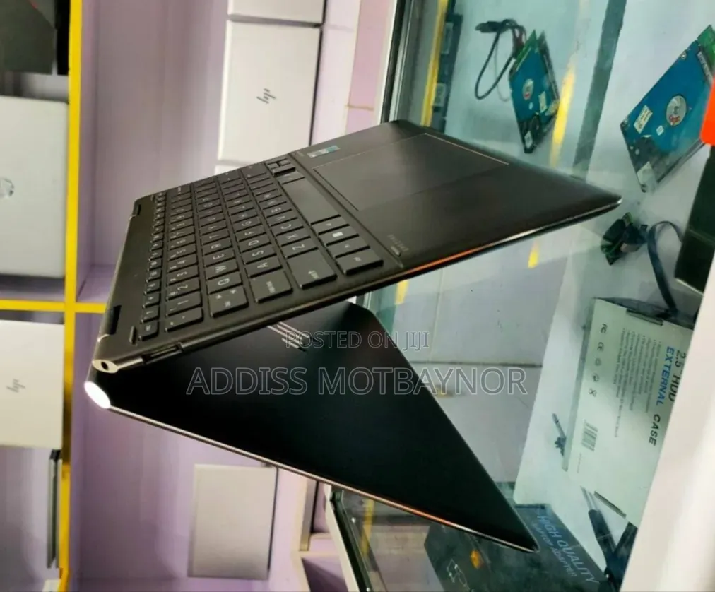 New Laptop HP Spectre 12 16GB Intel Core i7 SSD 1T