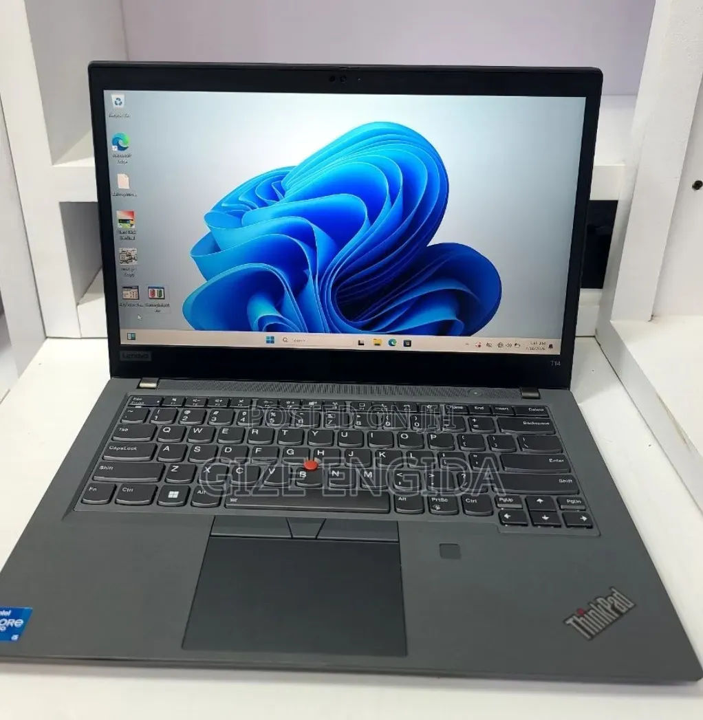New Laptop Lenovo ThinkPad T14 16GB Intel Core i5 SSD 512GB