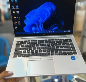 New Laptop HP EliteBook 840 G8 16GB Intel Core i5 SSD 512GB