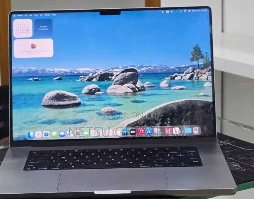 New Laptop Apple MacBook Pro 2021 M1 32GB Apple M1 Pro SSD 512GB