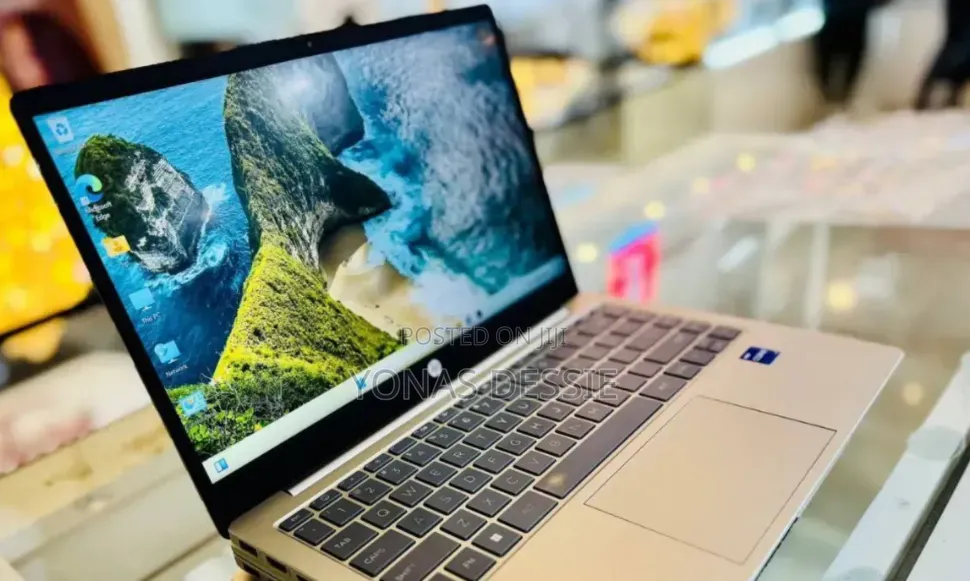 New Laptop HP Stream Notebook 16GB Intel Core i7 SSD 1T