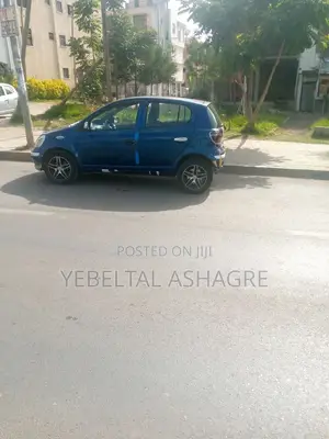Toyota Yaris 1.0 2005 Blue