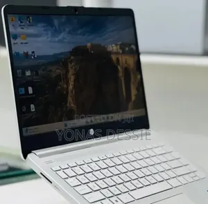 New Laptop HP Stream Notebook 16GB Intel Core i5 SSD 1T