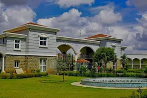 6bdrm House in Kibert Zewdie, Bole for sale