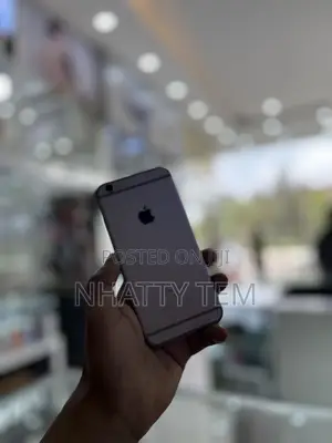 Apple iPhone 6s 32 GB Silver