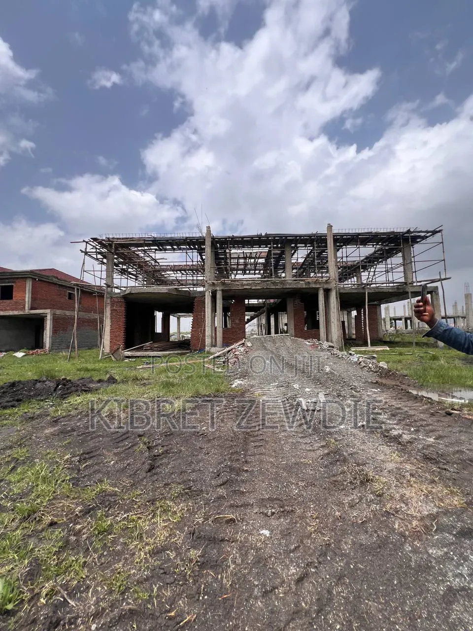 6bdrm House in Kibert Zewdie, Bole for sale