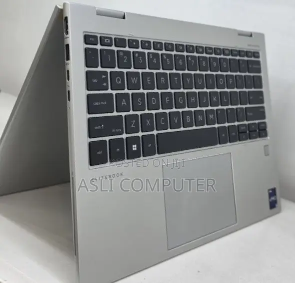 New Laptop HP EliteBook 830 G8 16GB Intel Core i7 SSD 512GB