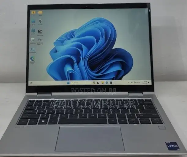 New Laptop HP EliteBook 830 G8 16GB Intel Core i7 SSD 512GB