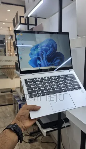 New Laptop HP EliteBook 830 16GB Intel Core i7 SSD 512GB