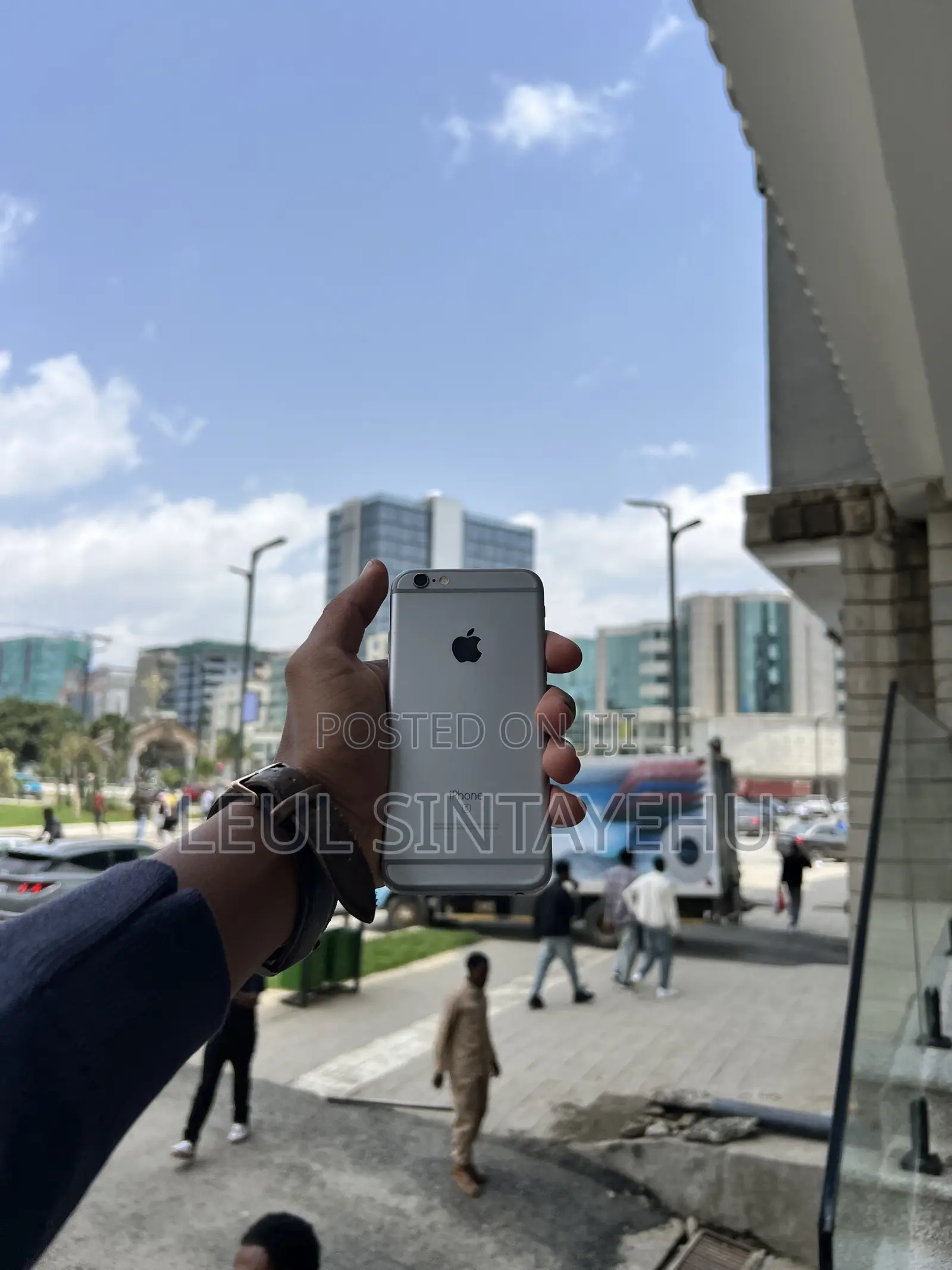 Apple iPhone 6s 32 GB Gray