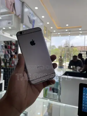 Apple iPhone 6s 32 GB Silver